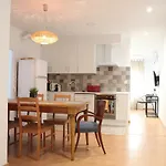 Ixa Apartment *