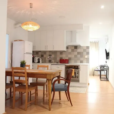 Ixa Apartment *